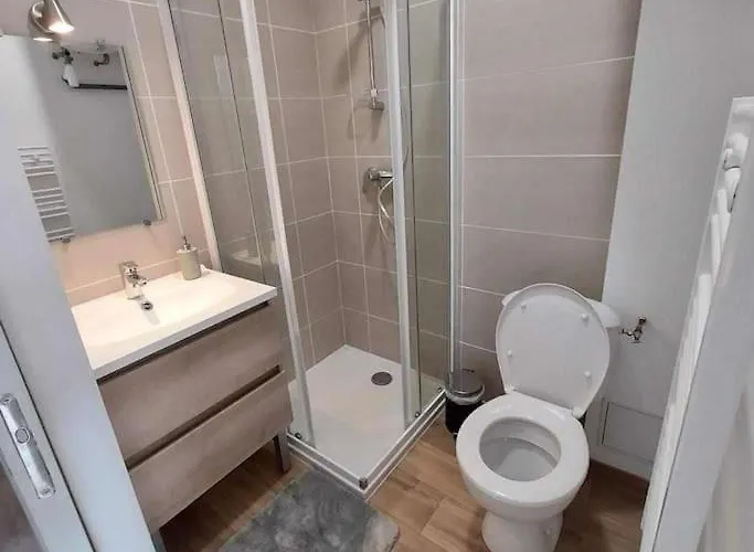 Cosy Hypercentre * Coutances