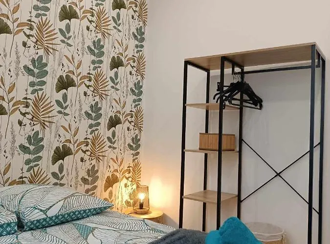 Cosy Hypercentre * Coutances